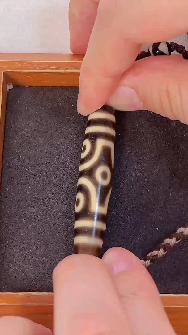 未镶嵌颈饰玛瑙/玉髓建成牙黄5A十字六眼55.6*12.2