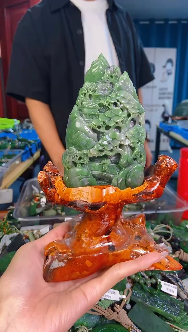 未镶嵌和田玉摆件1