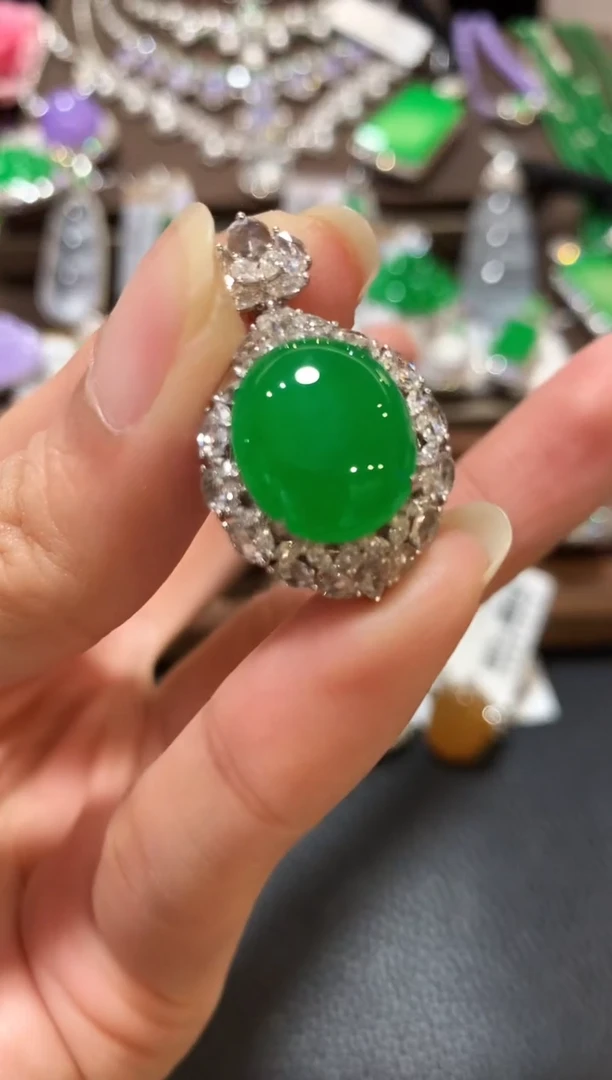 吊坠(不含链)18K金镶嵌翡翠梓*v34