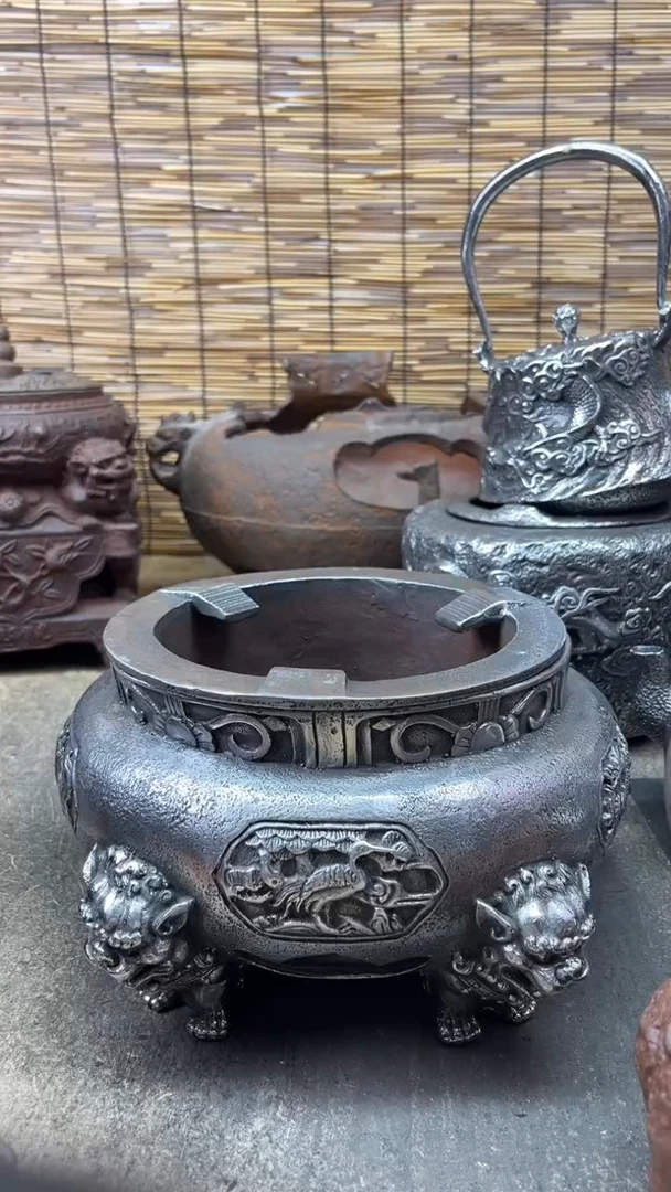 山**人0000000000000000