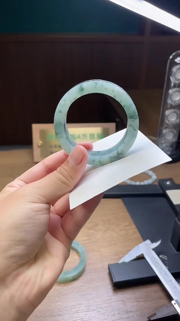 未镶嵌手镯定制翡翠平**佛定制