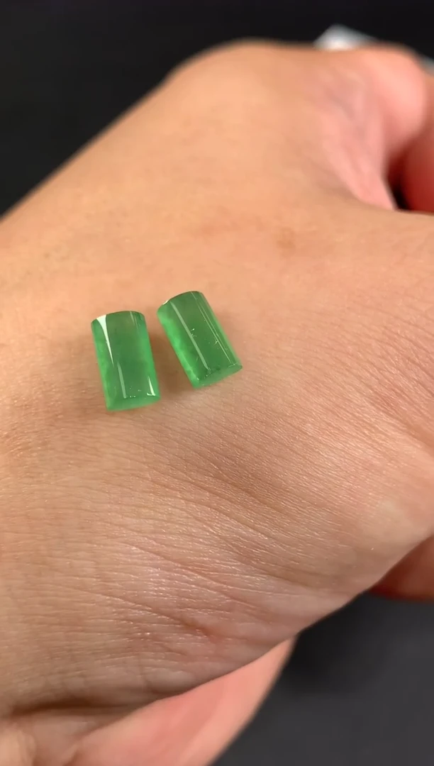 未镶嵌定制翡翠向*翡翠