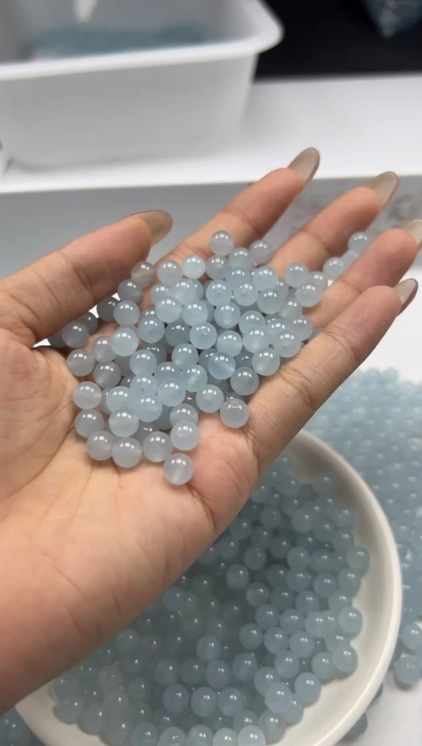 玛瑙/玉髓颈饰未镶嵌w792冰川蓝玛瑙6mm*50颗