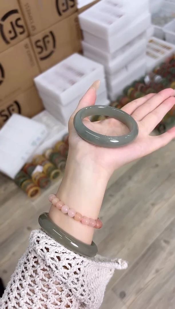 未镶嵌手镯石英质玉307-D