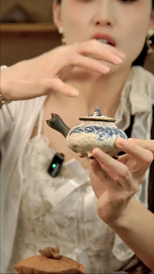 言野手作 粉引侧把壶