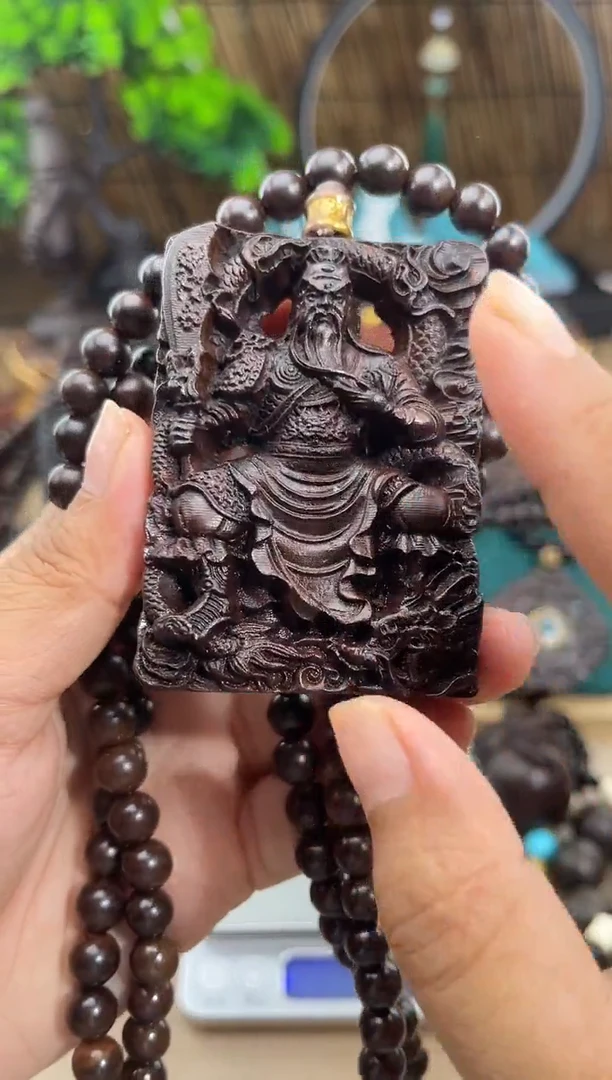 贡木吊坠《巴布亚贡木》新品御龙立刀关公+108颗