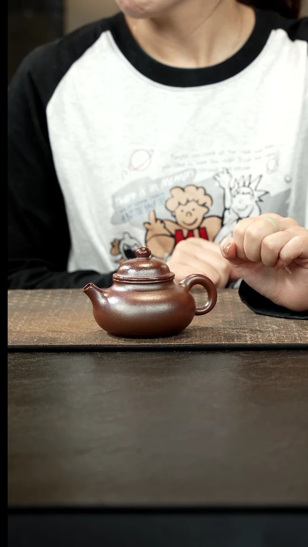 茶壶紫砂柴烧底槽青容天180cc
