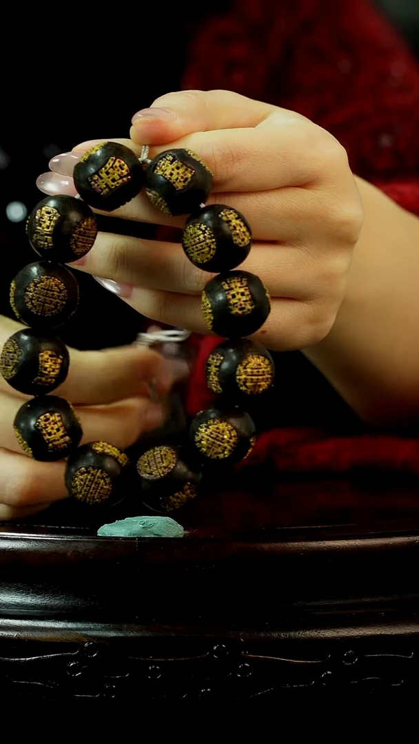 【闪购商品】铜香香木嵌宝石手串 福源堂 M