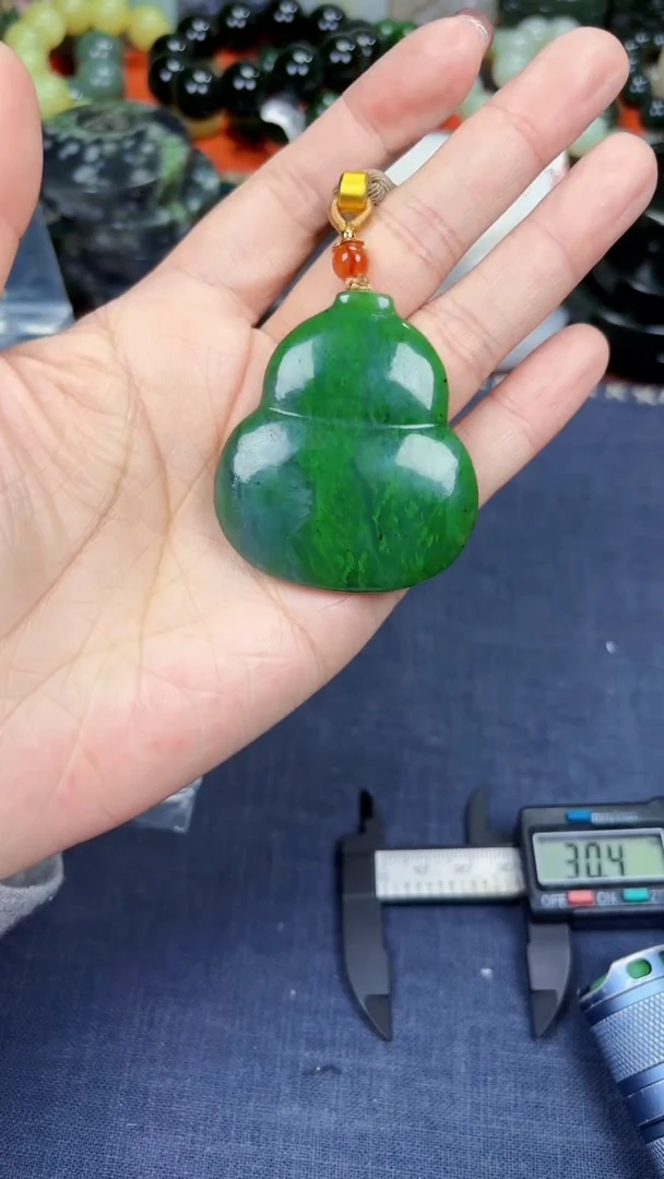 颈饰未镶嵌和田玉和田玉