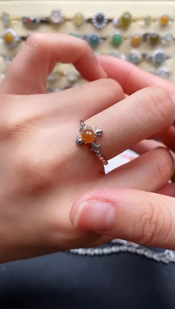 翡翠戒指银S925镶嵌44444444+4