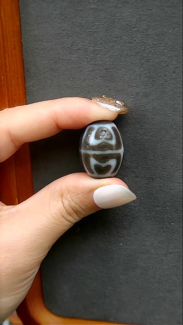 【闪购商品】玛瑙/玉髓珠宝半成品未镶嵌小卢地门六瓣莲花18*23