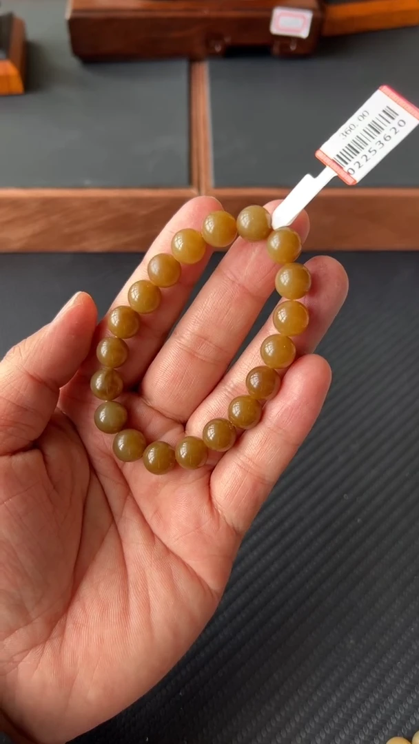 【闪购商品】和田玉手串未镶嵌若羌微色差卡10