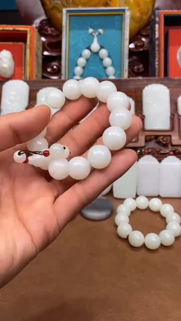 未镶嵌和田玉挂件五*和田玉