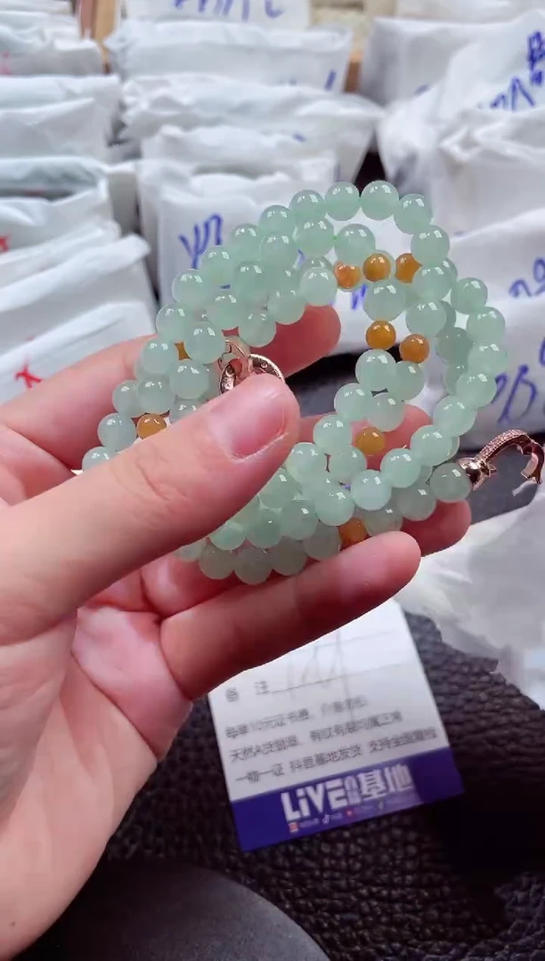 翡翠未镶嵌颈饰00007337