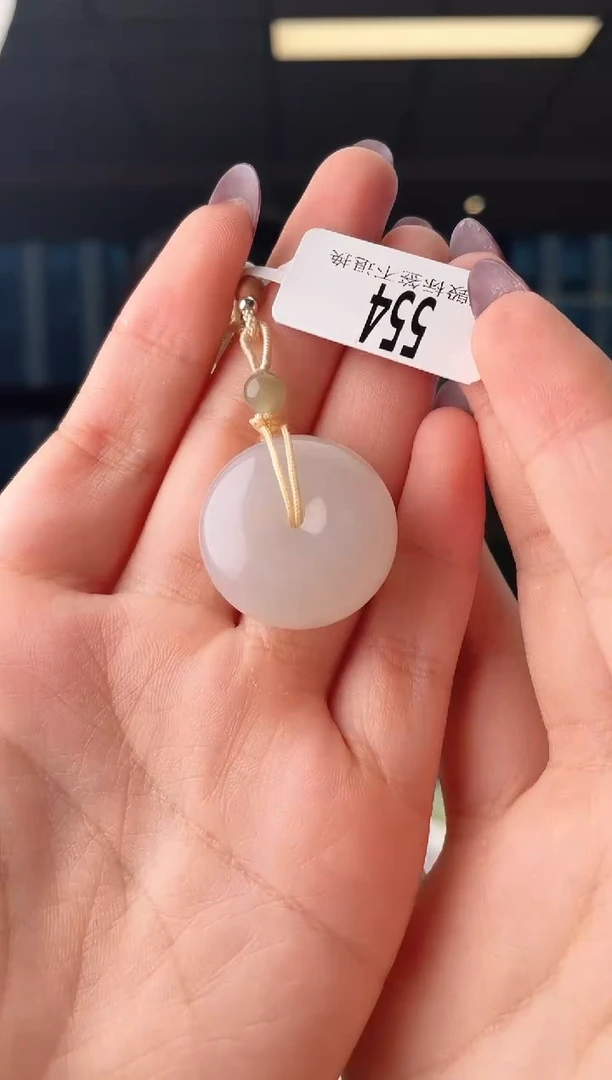 颈饰未镶嵌和田玉扣 554