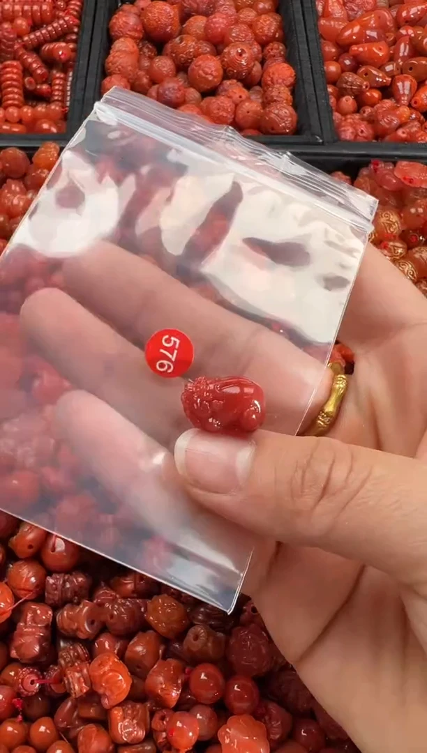 【闪购商品】南红玛瑙颈饰未镶嵌2