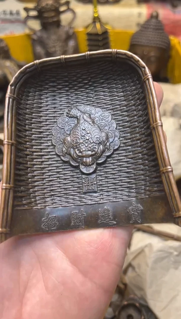 精美铜器，点击下单