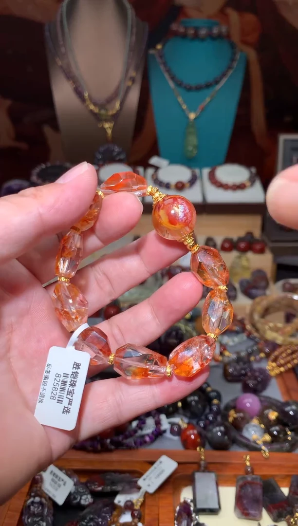 未镶嵌珠宝半成品水晶胶花八棱顶珠，多样性