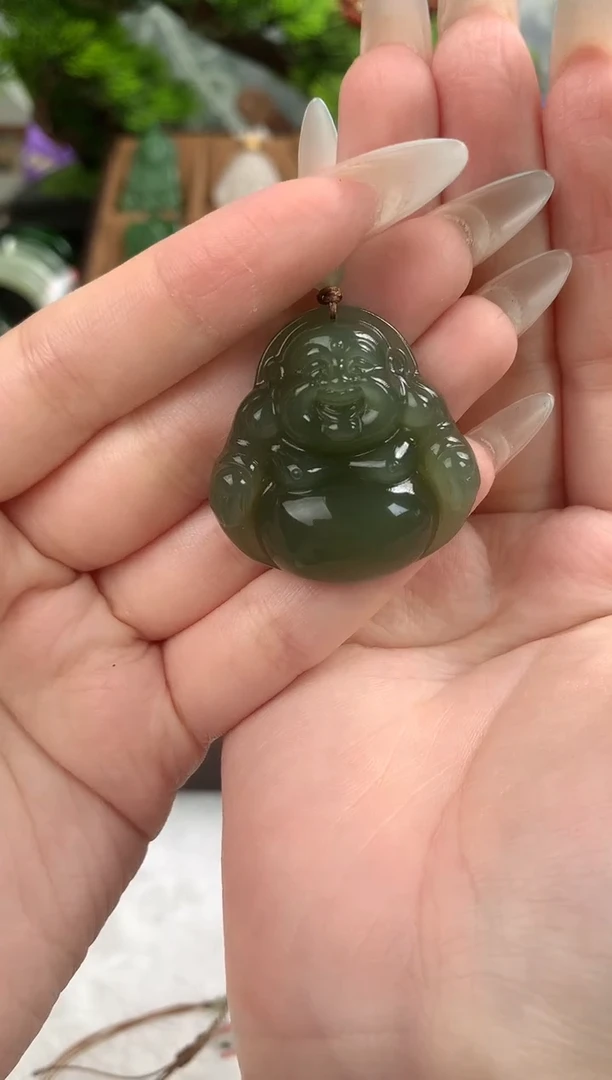 和田玉未镶嵌颈饰吊坠