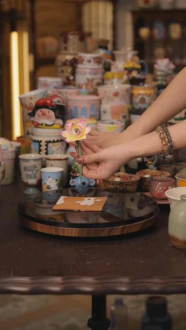 景德镇釉下彩绘设计师款式陶瓷