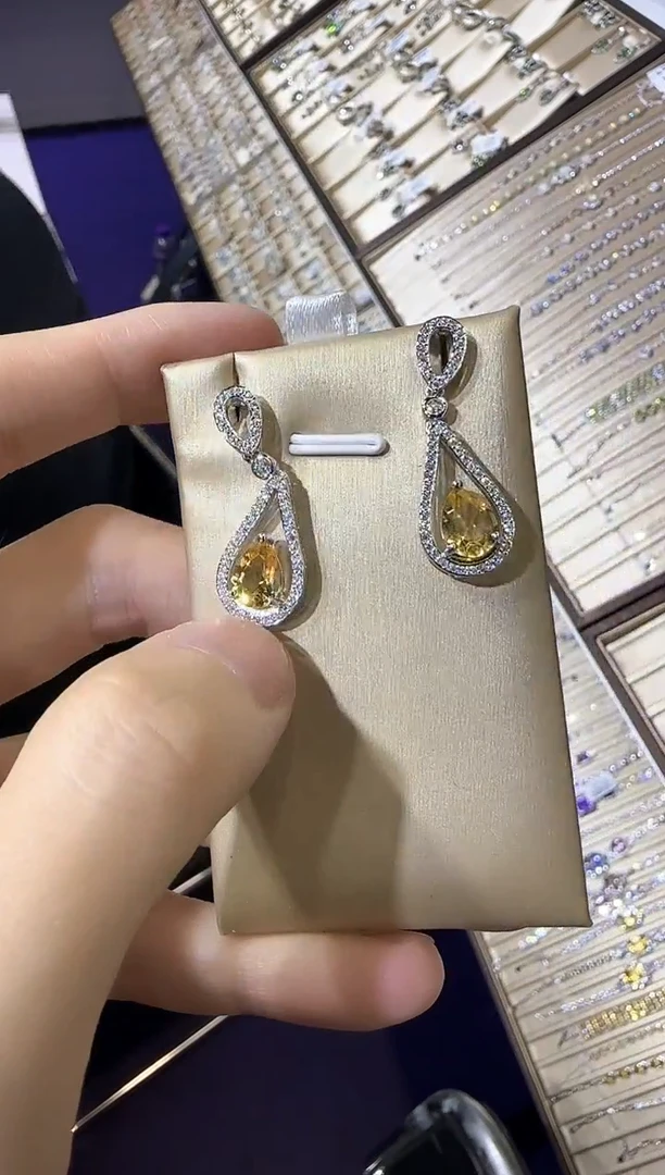 【闪购商品】黄晶耳饰银S925镶嵌9*7mm耳坠