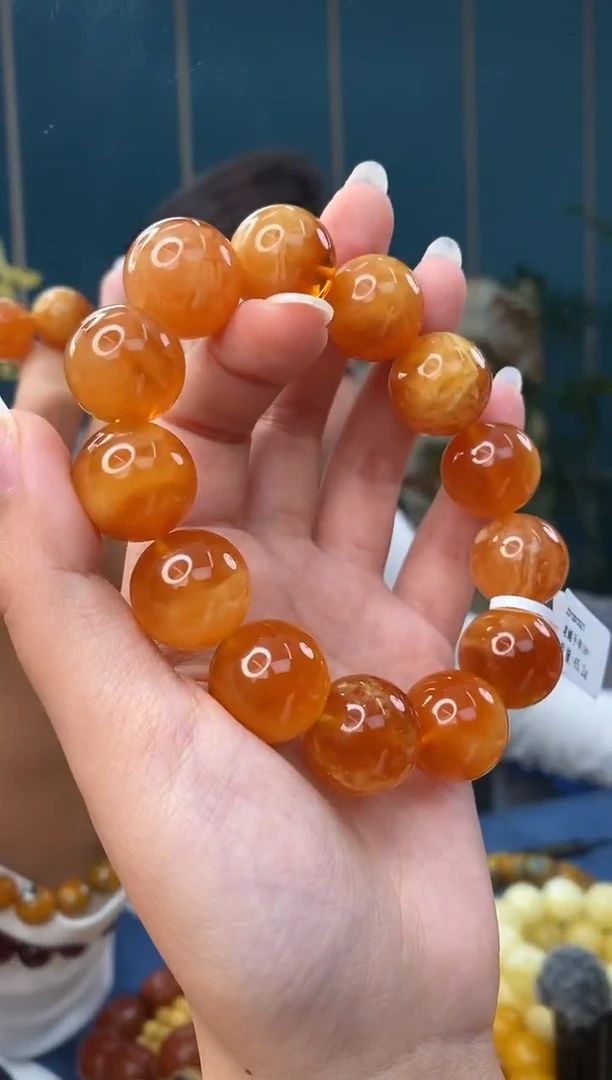 裸石琥珀未镶嵌1/3多样性发其一45