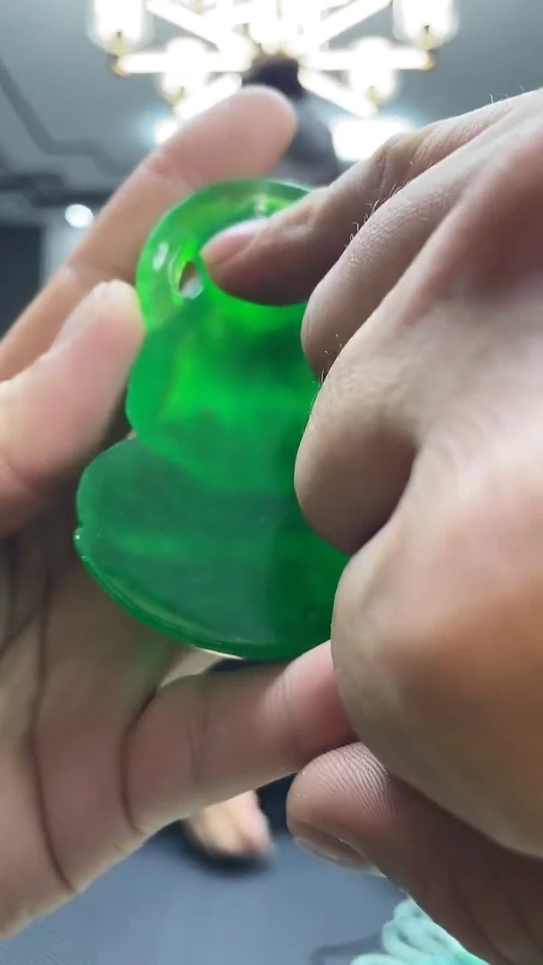 翡翠挂件未镶嵌微瑕观音多样性发货任意一件