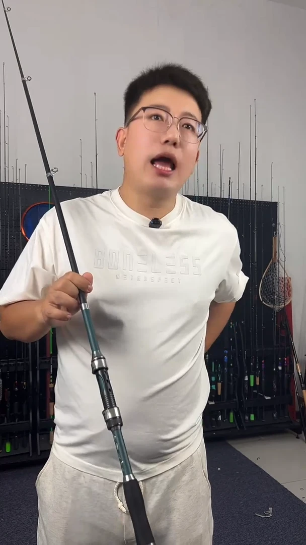 2.7m碳素伶俐虫2.7米直柄（瑕疵尾货竿，没有售后，介意勿拍）