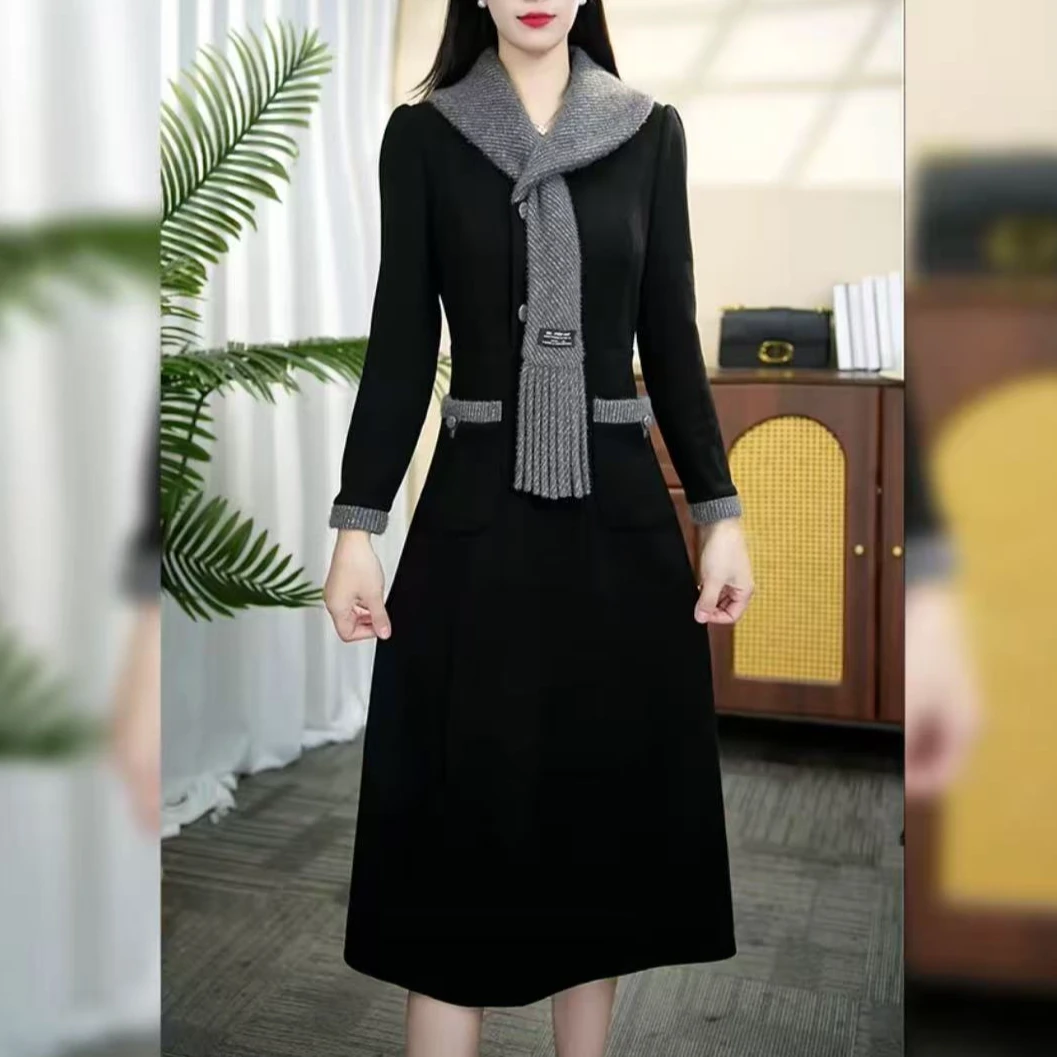 【美依女装]WT181秋季新款裙子围巾领显瘦简单大方中长款连衣裙