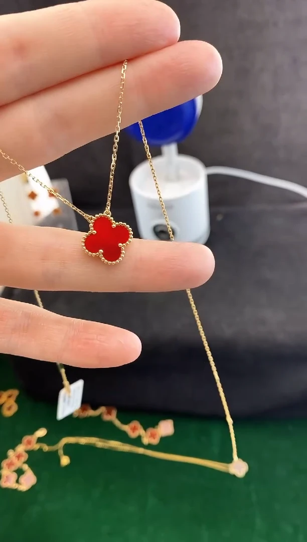 【闪购商品】玛瑙/玉髓项链18K金镶嵌.