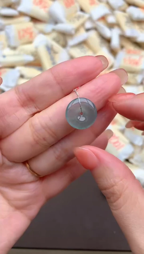 【闪购商品】翡翠挂件未镶嵌一