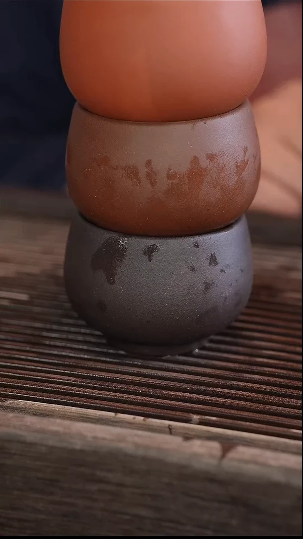 茶壶紫砂【发3个杯子】北红赤铁 黑金砂 变色龙 200cc【缸杯】