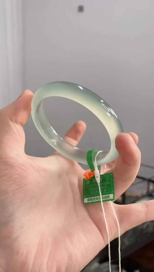 【闪购商品】玛瑙/玉髓手镯未镶嵌58圈