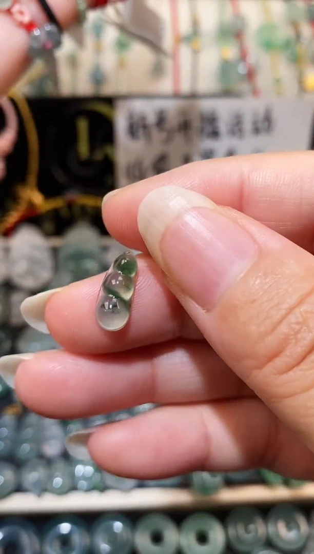 散珠翡翠福豆裸石