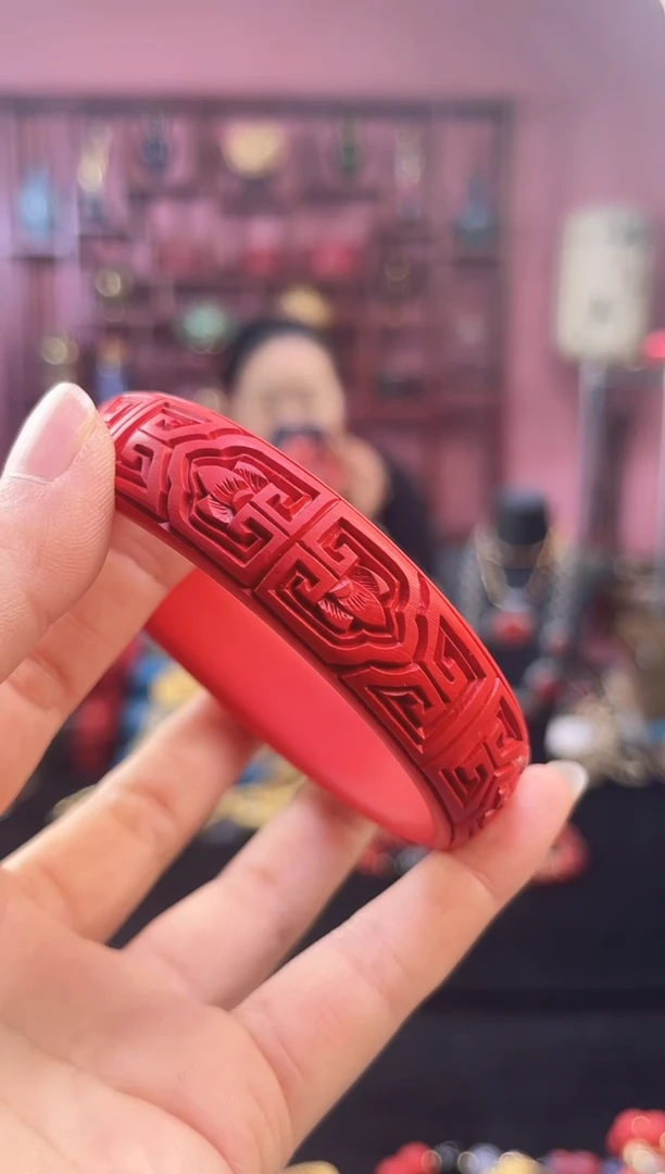 非遗 雕漆铜手镯 62 古贝纹