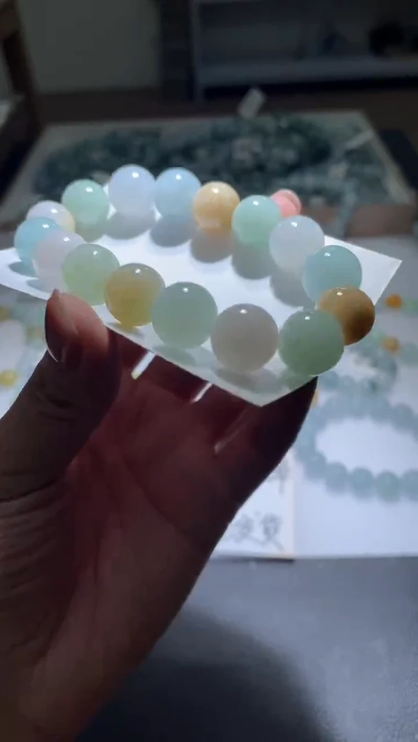 【闪购商品】定制翡翠未镶嵌翡翠手串