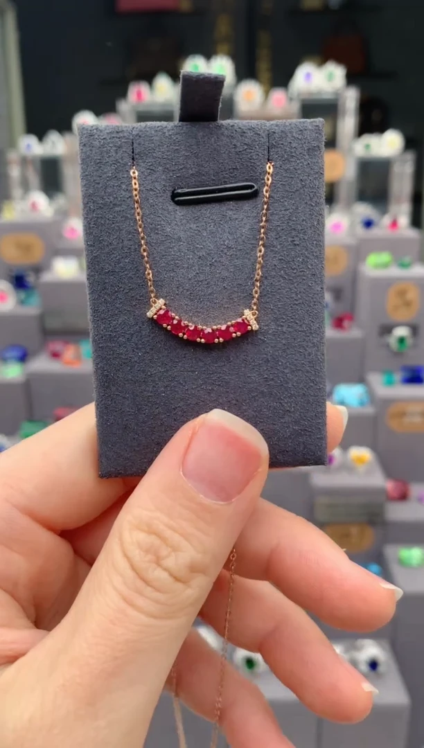 18K金镶嵌颈饰红宝石52分红宝石项链