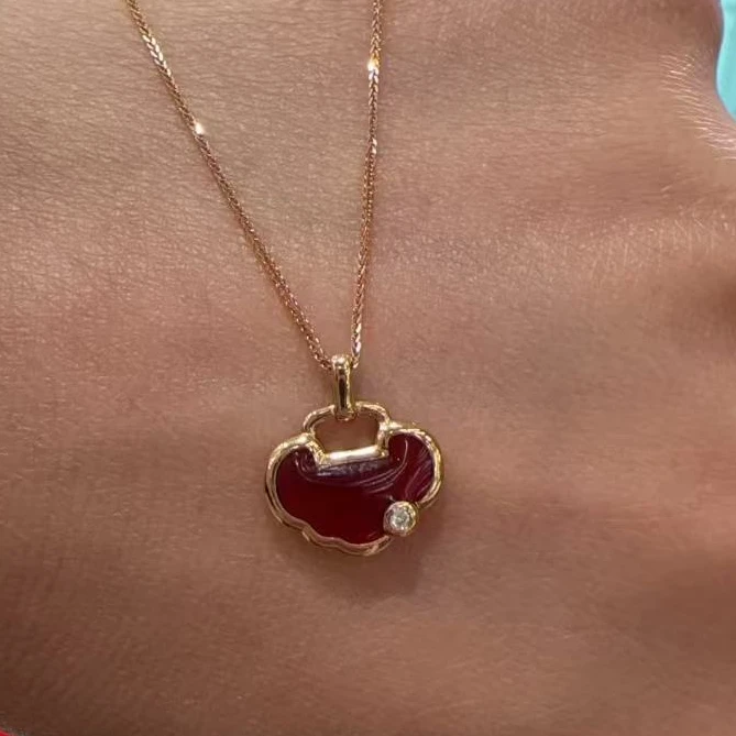 菜百首饰 18K金钻石套链 桃花源