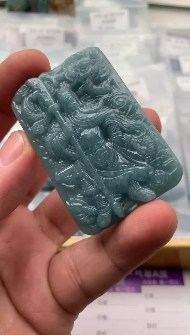 【闪购商品】翡翠颈饰未镶嵌关公