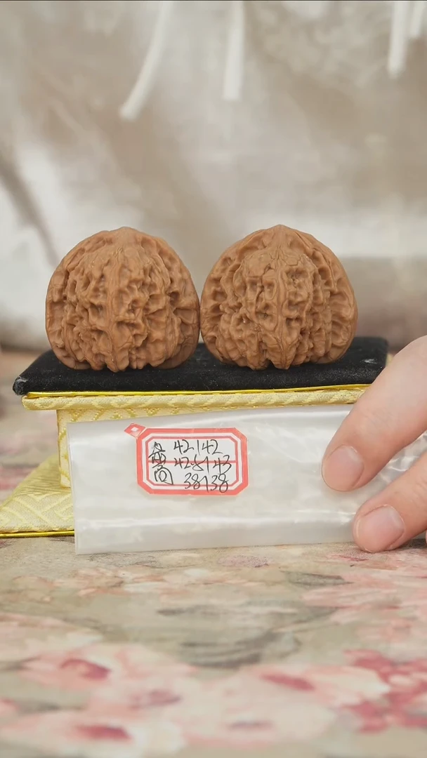 把件文玩核桃赵喜满南疆石
