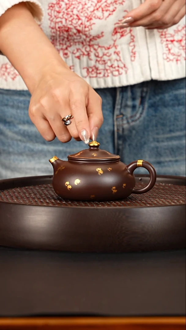 茶壶紫砂 宜兴紫砂壶紫茄泥洒金寒江240cc