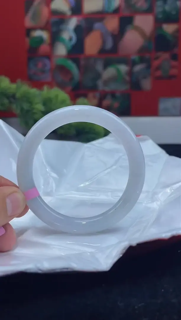 翡翠手镯未镶嵌4手镯