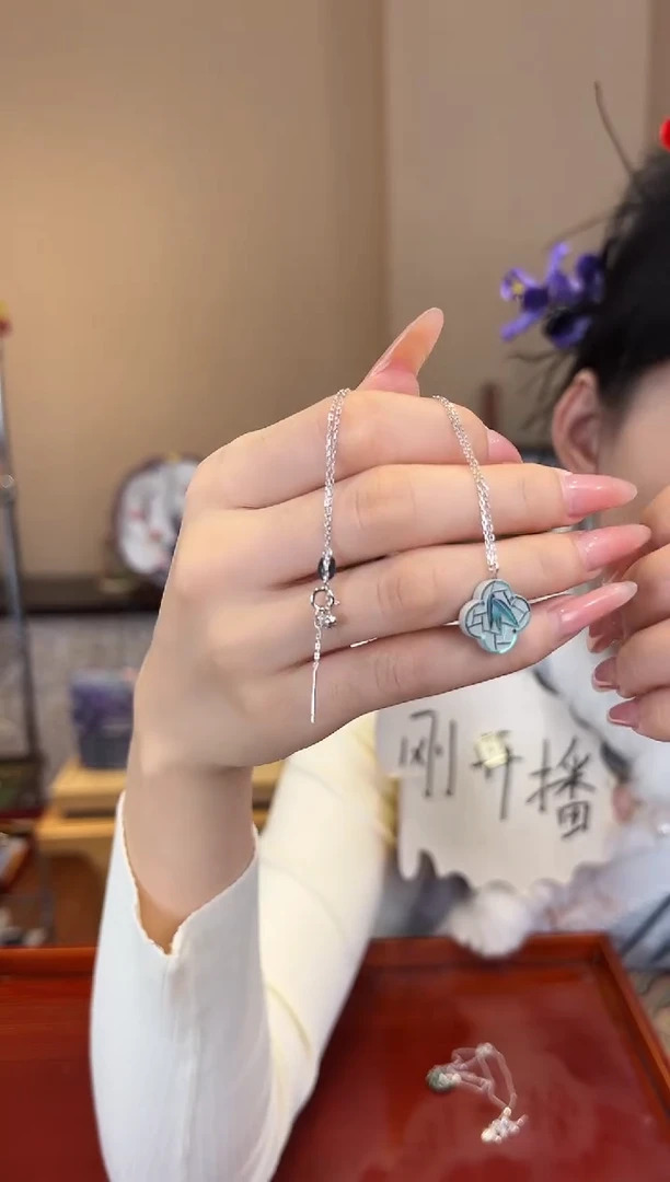 刺绣苏绣世家非遗手工（项链）