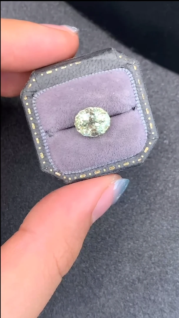 【闪购商品】石榴石无未镶嵌3.31克拉