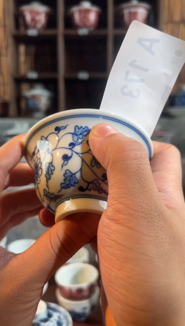 【闪购商品】a173天禄言瓷缠住了压手