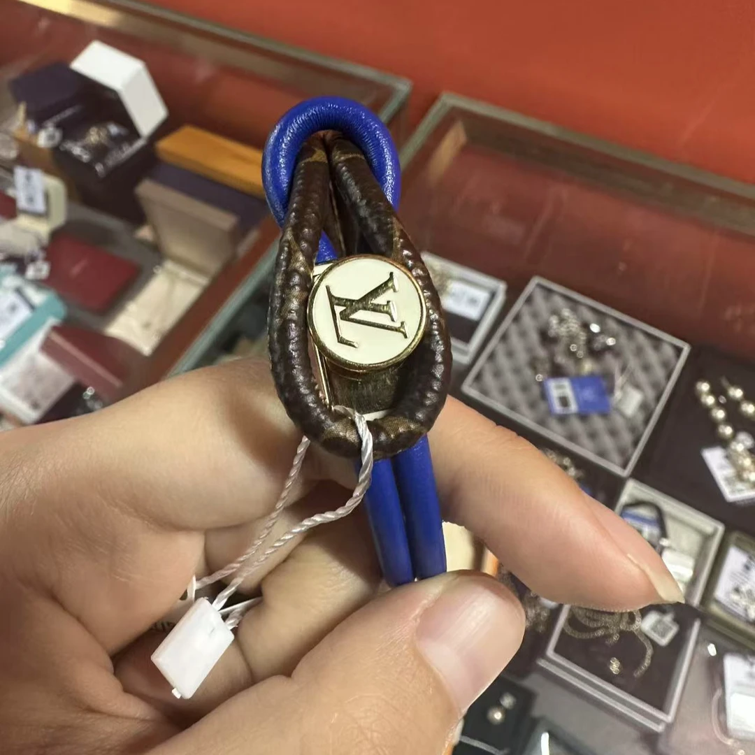 95新 LouisVuitton/路易威登 坤球奢选lv手环