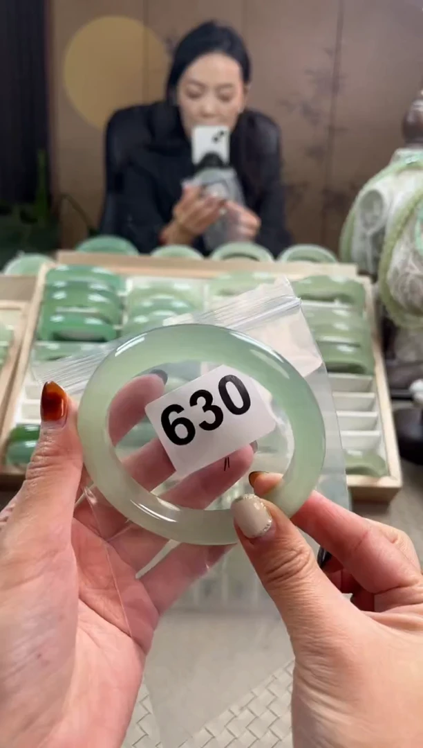 未镶嵌手镯石英质玉小*630