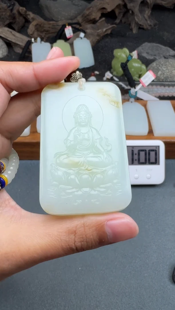 颈饰未镶嵌和田玉1