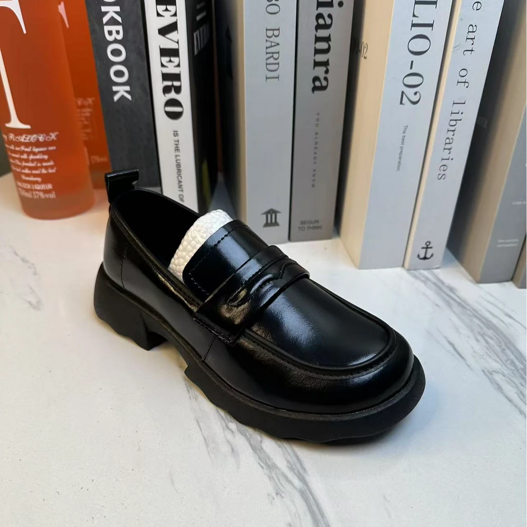 胡乐福2025新款真皮一脚蹬女鞋黑色百搭英伦风小皮鞋6082-1春季