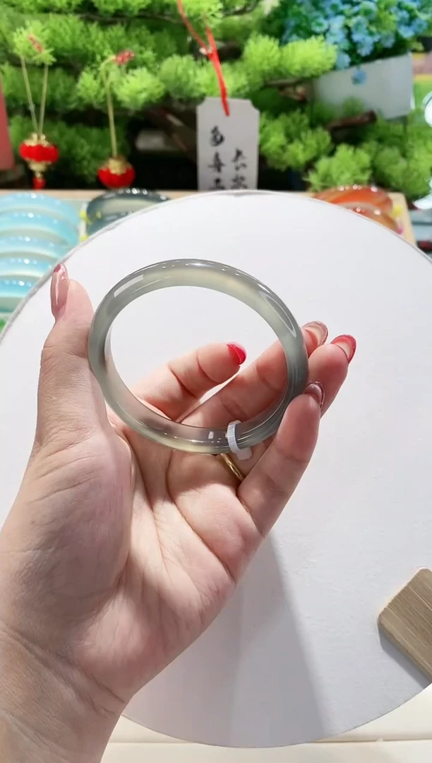 玛瑙/玉髓手镯未镶嵌131-56.4